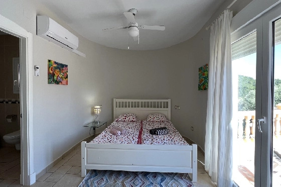 Villa in Javea zu verkaufen, Espace de vie 152 m², Baujahr 2009, + Fussbodenheizung, Klimaanlage, Terrain 1000 m², 3 Chambres &agrave; coucher, 3 Badezimmer, Pool, ref.: SB-1523-10