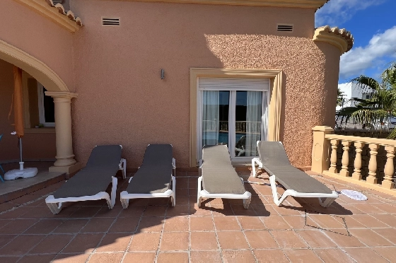 Villa in Javea zu verkaufen, Espace de vie 152 m², Baujahr 2009, + Fussbodenheizung, Klimaanlage, Terrain 1000 m², 3 Chambres &agrave; coucher, 3 Badezimmer, Pool, ref.: SB-1523-5