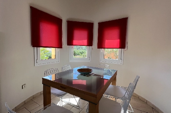 Villa in Javea zu verkaufen, Espace de vie 152 m², Baujahr 2009, + Fussbodenheizung, Klimaanlage, Terrain 1000 m², 3 Chambres &agrave; coucher, 3 Badezimmer, Pool, ref.: SB-1523-6
