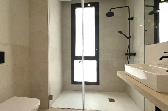 Villa in Oliva zu verkaufen, Espace de vie 173 m², Baujahr 2023, Zustand Erstbezug, + Fussbodenheizung, Klimaanlage, Terrain 350 m², 3 Chambres &agrave; coucher, 4 Badezimmer, Pool, ref.: AS-1623-10