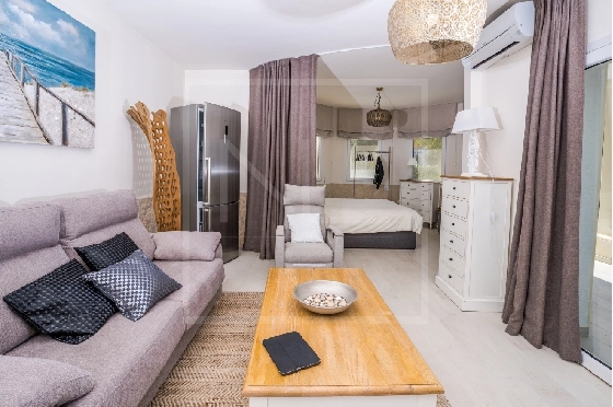 Villa in Javea zu verkaufen, Espace de vie 242 m², + Fussbodenheizung, Klimaanlage, Terrain 1138 m², 4 Chambres &agrave; coucher, 3 Badezimmer, Pool, ref.: NL-NLD1455-33