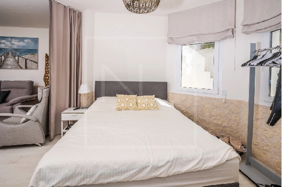 Villa in Javea zu verkaufen, Espace de vie 242 m², + Fussbodenheizung, Klimaanlage, Terrain 1138 m², 4 Chambres &agrave; coucher, 3 Badezimmer, Pool, ref.: NL-NLD1455-35