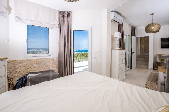 Villa in Javea zu verkaufen, Espace de vie 242 m², + Fussbodenheizung, Klimaanlage, Terrain 1138 m², 4 Chambres &agrave; coucher, 3 Badezimmer, Pool, ref.: NL-NLD1455-36