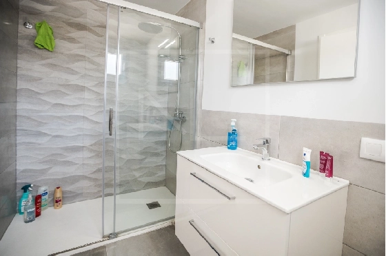 Villa in Moraira(Pla del Mar) zu verkaufen, Espace de vie 283 m², Baujahr 1975, Klimaanlage, Terrain 840 m², 4 Chambres &agrave; coucher, 4 Badezimmer, Pool, ref.: NL-NLD1475-26
