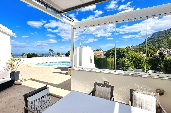 Villa in Denia(Marquesa 6) zu verkaufen, Espace de vie 227 m², Baujahr 1995, Zustand modernisiert, + Zentralheizung, Klimaanlage, Terrain 913 m², 3 Chambres &agrave; coucher, 2 Badezimmer, Pool, ref.: AS-2423-20