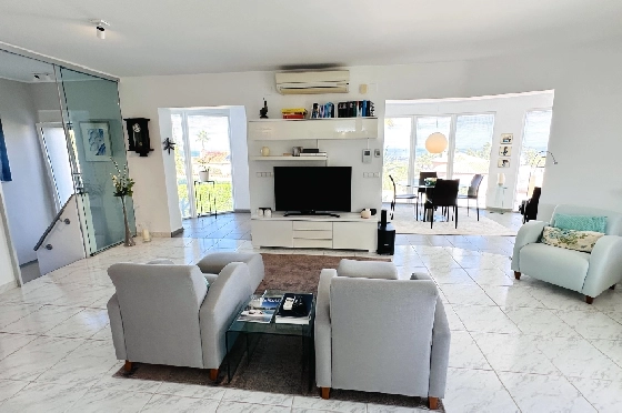 Villa in Denia(Marquesa 6) zu verkaufen, Espace de vie 227 m², Baujahr 1995, Zustand modernisiert, + Zentralheizung, Klimaanlage, Terrain 913 m², 3 Chambres &agrave; coucher, 2 Badezimmer, Pool, ref.: AS-2423-21