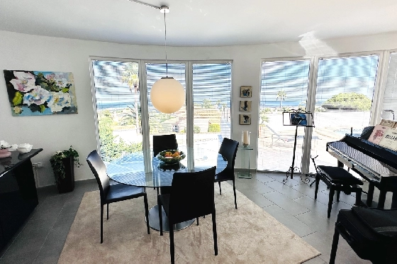 Villa in Denia(Marquesa 6) zu verkaufen, Espace de vie 227 m², Baujahr 1995, Zustand modernisiert, + Zentralheizung, Klimaanlage, Terrain 913 m², 3 Chambres &agrave; coucher, 2 Badezimmer, Pool, ref.: AS-2423-27