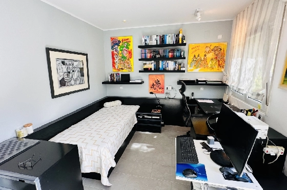 Villa in Denia(Marquesa 6) zu verkaufen, Espace de vie 227 m², Baujahr 1995, Zustand modernisiert, + Zentralheizung, Klimaanlage, Terrain 913 m², 3 Chambres &agrave; coucher, 2 Badezimmer, Pool, ref.: AS-2423-36