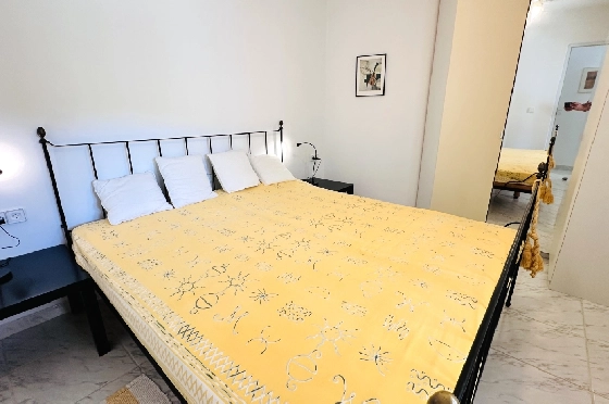 Villa in Denia(Marquesa 6) zu verkaufen, Espace de vie 227 m², Baujahr 1995, Zustand modernisiert, + Zentralheizung, Klimaanlage, Terrain 913 m², 3 Chambres &agrave; coucher, 2 Badezimmer, Pool, ref.: AS-2423-48