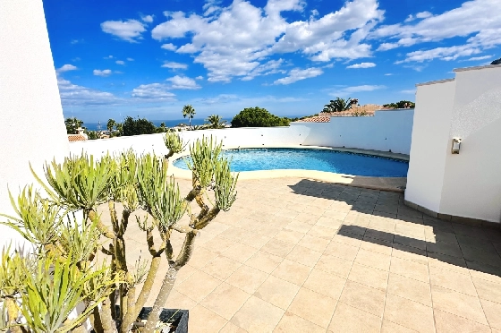 Villa in Denia(Marquesa 6) zu verkaufen, Espace de vie 227 m², Baujahr 1995, Zustand modernisiert, + Zentralheizung, Klimaanlage, Terrain 913 m², 3 Chambres &agrave; coucher, 2 Badezimmer, Pool, ref.: AS-2423-9