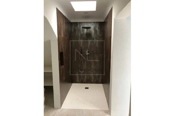 Villa in Moraira zu verkaufen, Espace de vie 357 m², Klimaanlage, Terrain 804 m², 4 Chambres &agrave; coucher, 4 Badezimmer, Pool, ref.: NL-NL1426-12