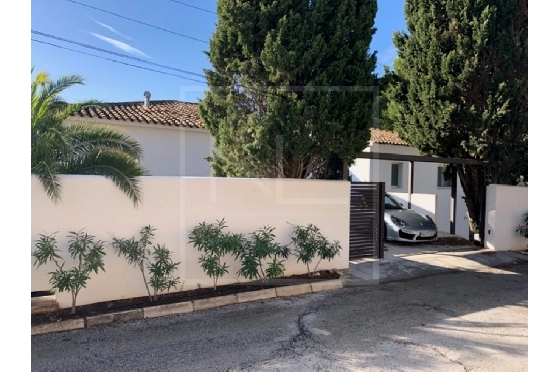 Villa in Moraira zu verkaufen, Espace de vie 357 m², Klimaanlage, Terrain 804 m², 4 Chambres &agrave; coucher, 4 Badezimmer, Pool, ref.: NL-NL1426-17