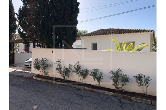 Villa in Moraira zu verkaufen, Espace de vie 357 m², Klimaanlage, Terrain 804 m², 4 Chambres &agrave; coucher, 4 Badezimmer, Pool, ref.: NL-NL1426-19