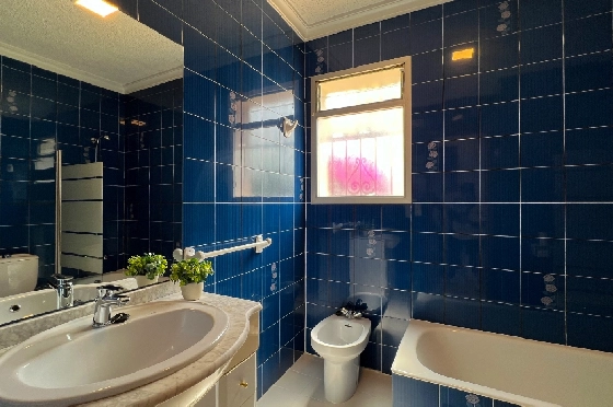 Villa in Benidoleig zur Ferienvermietung, Espace de vie 180 m², Baujahr 1989, + KLIMA, Klimaanlage, Terrain 653 m², 3 Chambres &agrave; coucher, 2 Badezimmer, Pool, ref.: T-0923-10