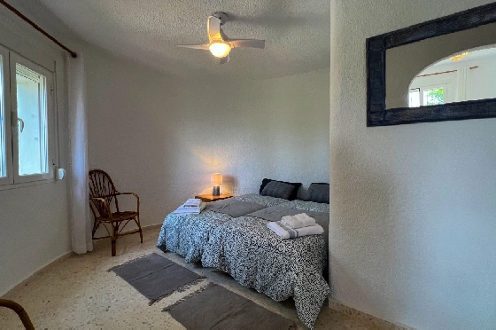 Villa in Benidoleig zur Ferienvermietung, Espace de vie 180 m², Baujahr 1989, + KLIMA, Klimaanlage, Terrain 653 m², 3 Chambres &agrave; coucher, 2 Badezimmer, Pool, ref.: T-0923-8