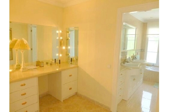 Villa in Javea zu verkaufen, Espace de vie 685 m², Klimaanlage, Terrain 2397 m², 5 Chambres &agrave; coucher, 5 Badezimmer, Pool, ref.: BS-3974726-14