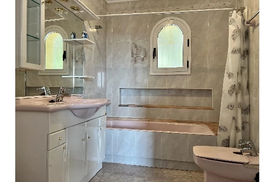 Villa in Javea zu verkaufen, Espace de vie 230 m², 5 Chambres &agrave; coucher, 4 Badezimmer, Pool, ref.: BS-8207078-9