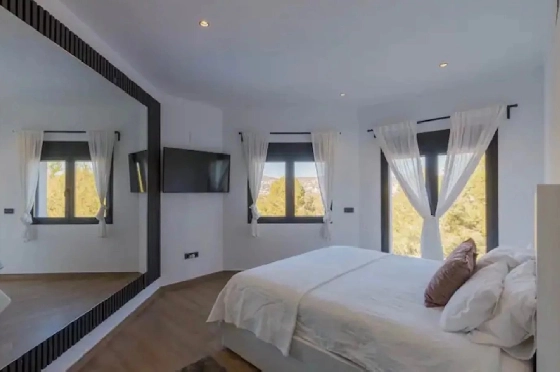 Villa in Javea zu verkaufen, Espace de vie 380 m², Klimaanlage, 4 Chambres &agrave; coucher, 4 Badezimmer, Pool, ref.: BS-82508770-13