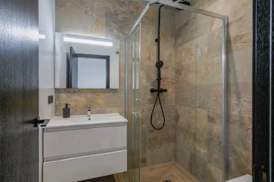 Villa in Javea zu verkaufen, Espace de vie 380 m², Klimaanlage, 4 Chambres &agrave; coucher, 4 Badezimmer, Pool, ref.: BS-82508770-22