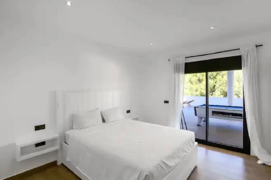 Villa in Javea zu verkaufen, Espace de vie 380 m², Klimaanlage, 4 Chambres &agrave; coucher, 4 Badezimmer, Pool, ref.: BS-82508770-29