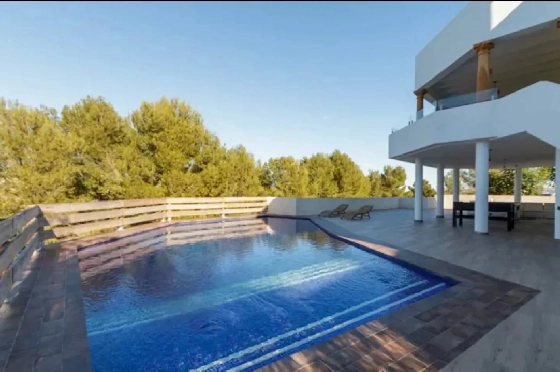 Villa in Javea zu verkaufen, Espace de vie 380 m², Klimaanlage, 4 Chambres &agrave; coucher, 4 Badezimmer, Pool, ref.: BS-82508770-31