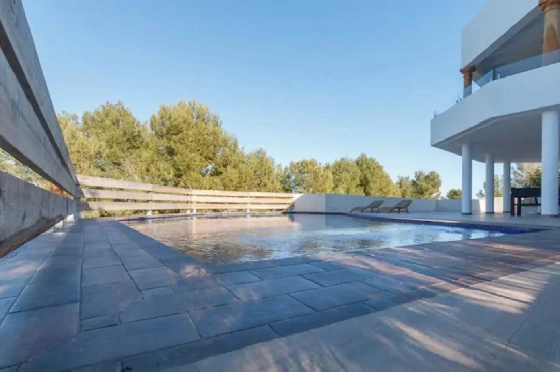 Villa in Javea zu verkaufen, Espace de vie 380 m², Klimaanlage, 4 Chambres &agrave; coucher, 4 Badezimmer, Pool, ref.: BS-82508770-32