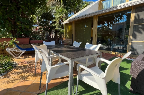 Villa in Denia zu vermieten, Espace de vie 200 m², Zustand gepflegt, + Zentralheizung, Klimaanlage, Terrain 900 m², 3 Chambres &agrave; coucher, 2 Badezimmer, Pool, ref.: D-0123-11