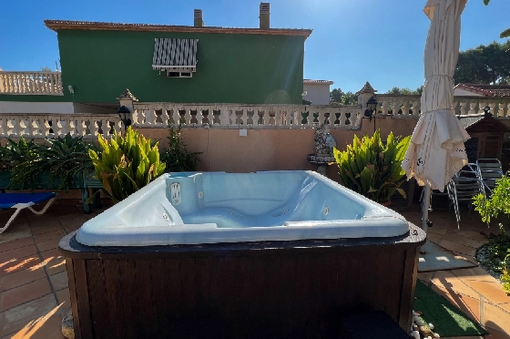 Villa in Denia zu vermieten, Espace de vie 200 m², Zustand gepflegt, + Zentralheizung, Klimaanlage, Terrain 900 m², 3 Chambres &agrave; coucher, 2 Badezimmer, Pool, ref.: D-0123-19