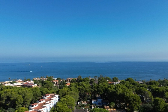 Villa in Denia zu vermieten, Espace de vie 200 m², Zustand gepflegt, + Zentralheizung, Klimaanlage, Terrain 900 m², 3 Chambres &agrave; coucher, 2 Badezimmer, Pool, ref.: D-0123-3