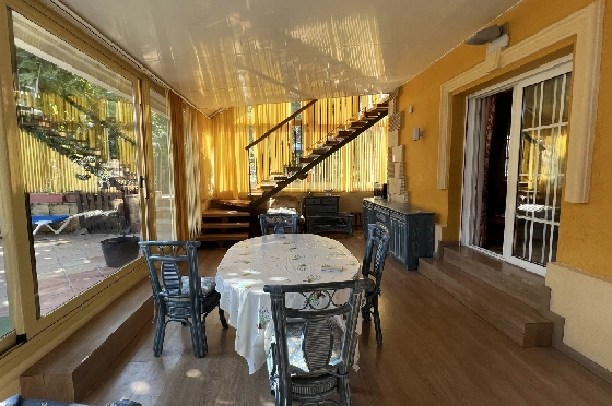 Villa in Denia zu vermieten, Espace de vie 200 m², Zustand gepflegt, + Zentralheizung, Klimaanlage, Terrain 900 m², 3 Chambres &agrave; coucher, 2 Badezimmer, Pool, ref.: D-0123-45