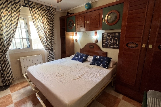 Villa in Denia zu vermieten, Espace de vie 200 m², Zustand gepflegt, + Zentralheizung, Klimaanlage, Terrain 900 m², 3 Chambres &agrave; coucher, 2 Badezimmer, Pool, ref.: D-0123-52