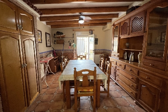 Villa in Denia zu vermieten, Espace de vie 200 m², Zustand gepflegt, + Zentralheizung, Klimaanlage, Terrain 900 m², 3 Chambres &agrave; coucher, 2 Badezimmer, Pool, ref.: D-0123-53
