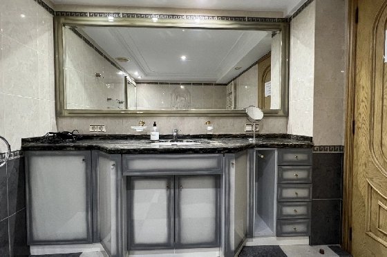Villa in Denia zu vermieten, Espace de vie 200 m², Zustand gepflegt, + Zentralheizung, Klimaanlage, Terrain 900 m², 3 Chambres &agrave; coucher, 2 Badezimmer, Pool, ref.: D-0123-65