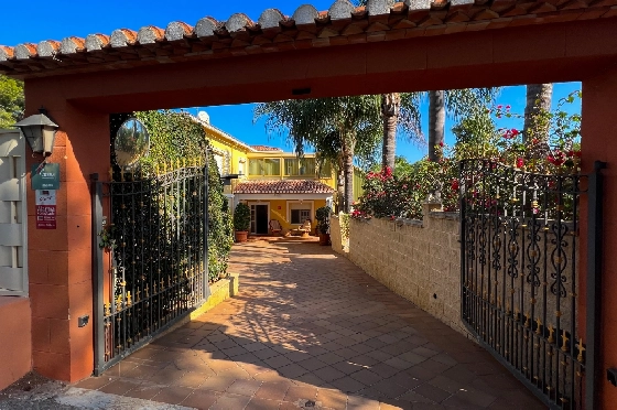 Villa in Denia zu vermieten, Espace de vie 200 m², Zustand gepflegt, + Zentralheizung, Klimaanlage, Terrain 900 m², 3 Chambres &agrave; coucher, 2 Badezimmer, Pool, ref.: D-0123-83