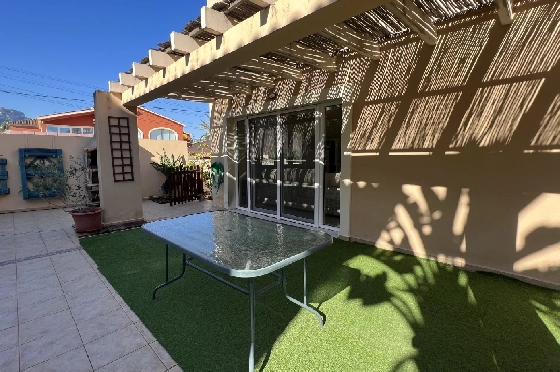Reihenhaus in Denia zu vermieten, Espace de vie 130 m², Zustand gepflegt, + KLIMA, Klimaanlage, Terrain 160 m², 4 Chambres &agrave; coucher, 3 Badezimmer, Pool, ref.: D-0223-12