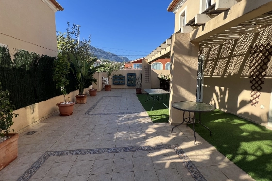 Reihenhaus in Denia zu vermieten, Espace de vie 130 m², Zustand gepflegt, + KLIMA, Klimaanlage, Terrain 160 m², 4 Chambres &agrave; coucher, 3 Badezimmer, Pool, ref.: D-0223-16