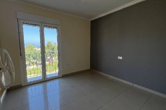 Reihenhaus in Denia zu vermieten, Espace de vie 130 m², Zustand gepflegt, + KLIMA, Klimaanlage, Terrain 160 m², 4 Chambres &agrave; coucher, 3 Badezimmer, Pool, ref.: D-0223-46