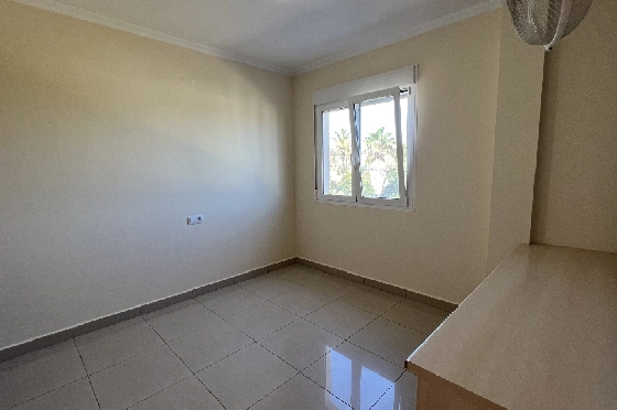Reihenhaus in Denia zu vermieten, Espace de vie 130 m², Zustand gepflegt, + KLIMA, Klimaanlage, Terrain 160 m², 4 Chambres &agrave; coucher, 3 Badezimmer, Pool, ref.: D-0223-47