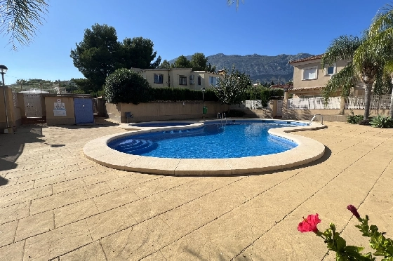 Reihenhaus in Denia zu vermieten, Espace de vie 130 m², Zustand gepflegt, + KLIMA, Klimaanlage, Terrain 160 m², 4 Chambres &agrave; coucher, 3 Badezimmer, Pool, ref.: D-0223-58