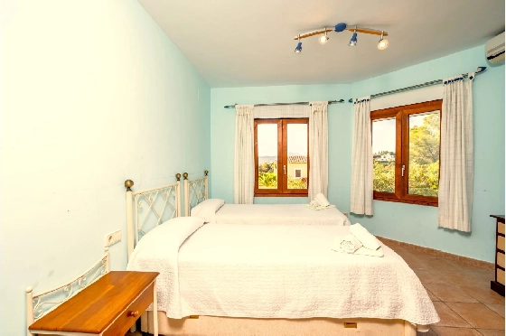 Villa in Javea zu verkaufen, Espace de vie 332 m², Klimaanlage, 4 Chambres &agrave; coucher, 3 Badezimmer, Pool, ref.: BS-83440835-15