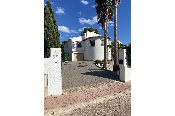 Villa in Javea zu verkaufen, Espace de vie 149 m², Klimaanlage, 6 Badezimmer, Pool, ref.: BS-83539205-1