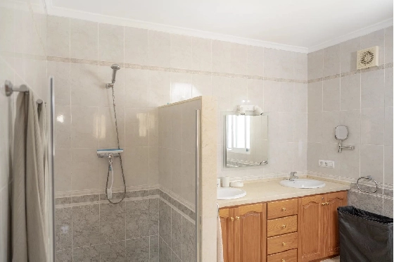 Villa in Javea zu verkaufen, Espace de vie 220 m², Klimaanlage, 4 Chambres &agrave; coucher, 2 Badezimmer, Pool, ref.: BS-83565899-13