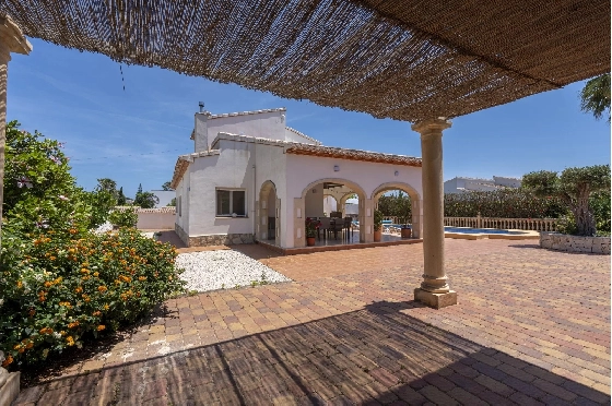 Villa in Javea zu verkaufen, Espace de vie 220 m², Klimaanlage, 4 Chambres &agrave; coucher, 2 Badezimmer, Pool, ref.: BS-83565899-15