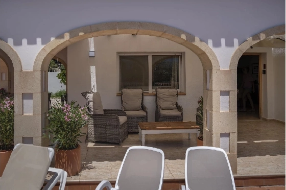 Villa in Javea zu verkaufen, Espace de vie 220 m², Klimaanlage, 4 Chambres &agrave; coucher, 2 Badezimmer, Pool, ref.: BS-83565899-19