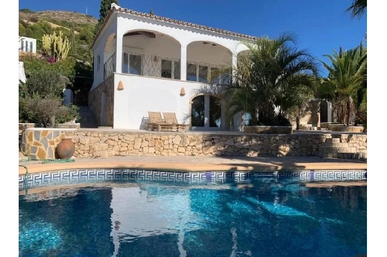Villa in Javea zu verkaufen, Espace de vie 257 m², 5 Chambres &agrave; coucher, 3 Badezimmer, Pool, ref.: BS-83635642-1