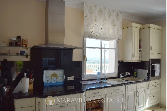 Villa in Pedreguer zu verkaufen, Espace de vie 425 m², Baujahr 2006, + Fussbodenheizung, Klimaanlage, Terrain 1382 m², 5 Chambres &agrave; coucher, 4 Badezimmer, Pool, ref.: MV-2376-16