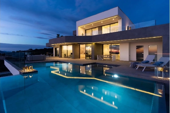 Villa in Cumbre del Sol zu verkaufen, Espace de vie 542 m², Terrain 1168 m², 4 Chambres &agrave; coucher, 6 Badezimmer, Pool, ref.: BS-84135249-2