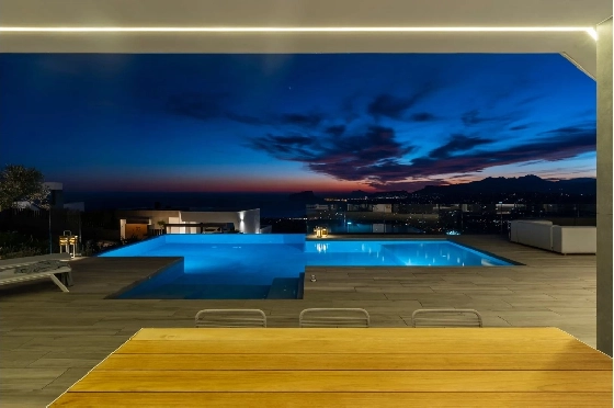 Villa in Cumbre del Sol zu verkaufen, Espace de vie 542 m², Terrain 1168 m², 4 Chambres &agrave; coucher, 6 Badezimmer, Pool, ref.: BS-84135249-7