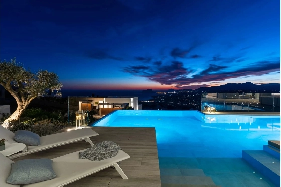 Villa in Cumbre del Sol zu verkaufen, Espace de vie 542 m², Terrain 1168 m², 4 Chambres &agrave; coucher, 6 Badezimmer, Pool, ref.: BS-84135249-8