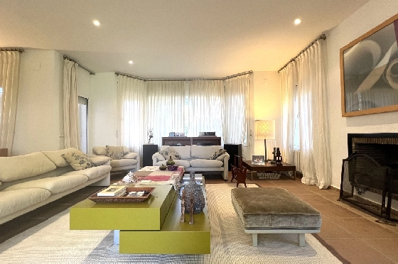 Villa in Denia(Las Rotas) zu verkaufen, Espace de vie 280 m², Baujahr 1989, Zustand gepflegt, + Zentralheizung, Terrain 1150 m², 5 Chambres &agrave; coucher, 4 Badezimmer, Pool, ref.: SC-T0424-12
